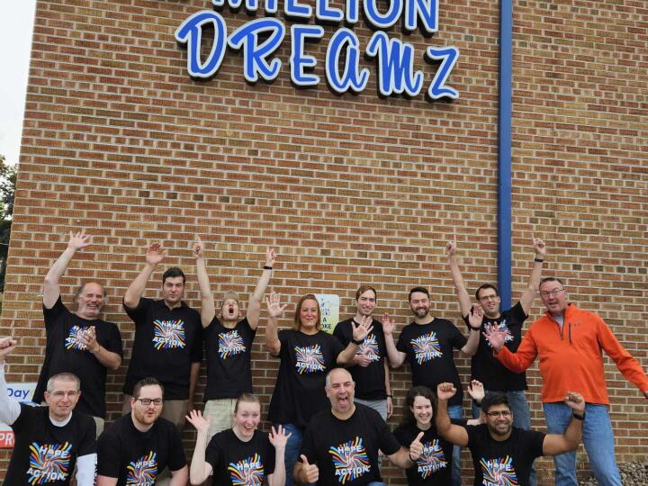 AMD volunteer