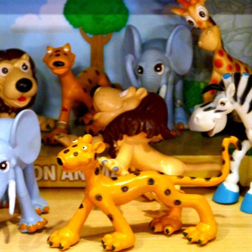 toy-zoo-animals