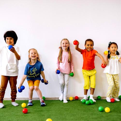 weekly-theme-balls