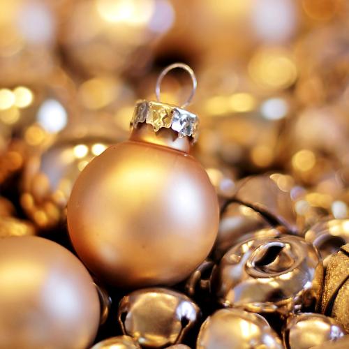 silver-and-gold-ornaments